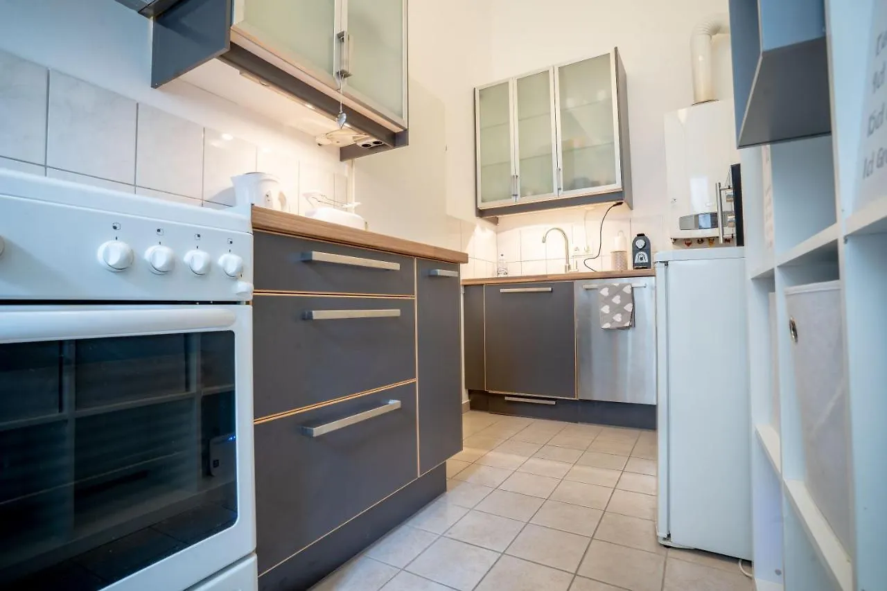 Cozy Modern Nest In The Heart Of Vienna With Netflix Apartment