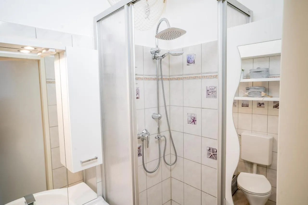Ferienwohnung Cozy Modern Nest In The Heart Of Vienna With Netflix 0*,  Österreich